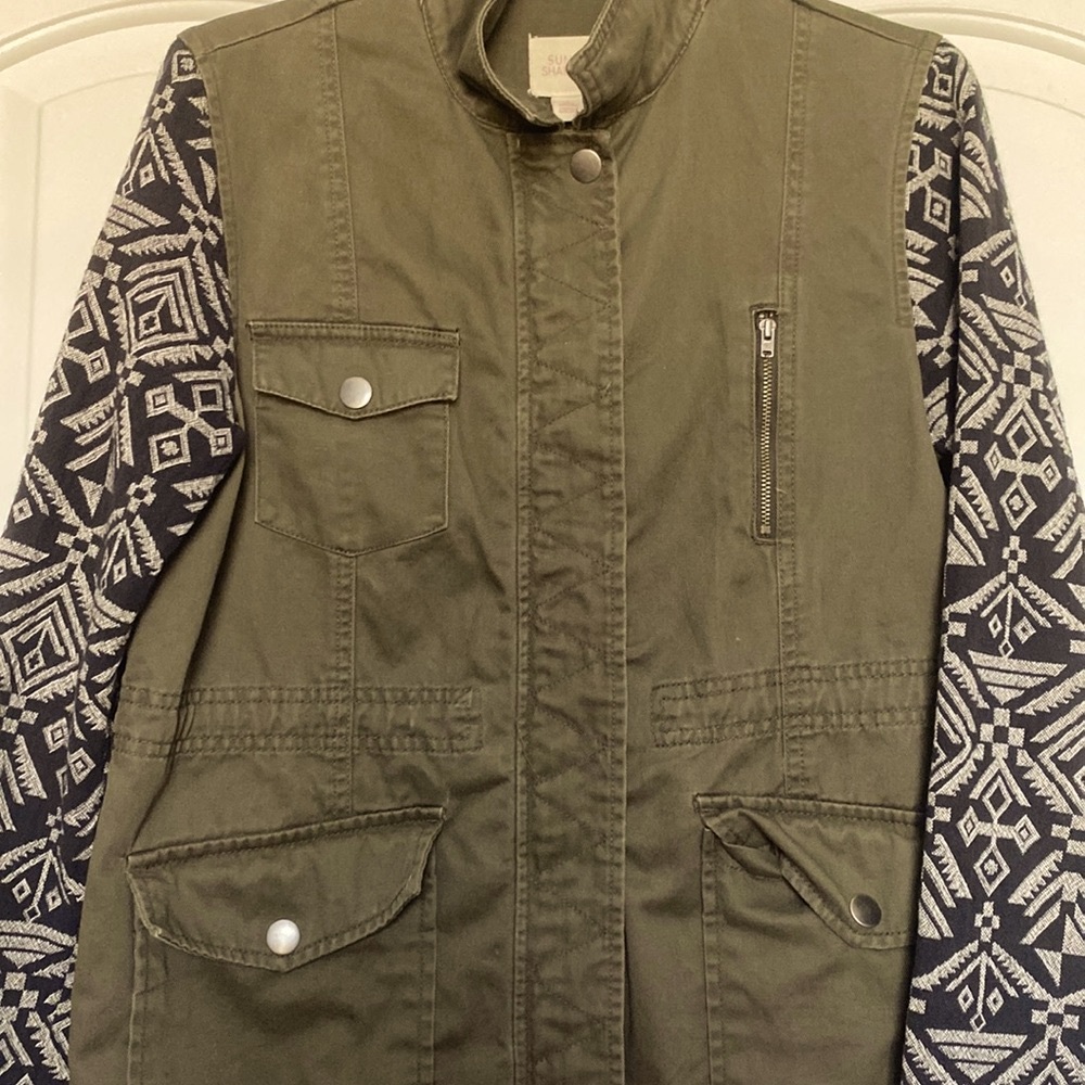 Army green mixed material zipper and snap jacket